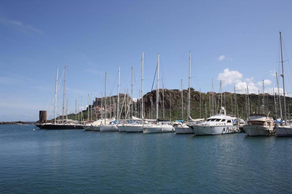 Residence Ibiscus Castelsardo Bagian luar foto
